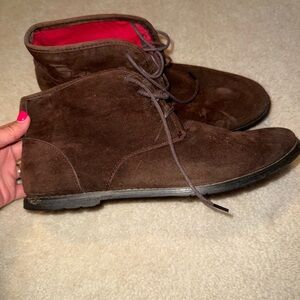 Men's Brown Suede Chukka Boots